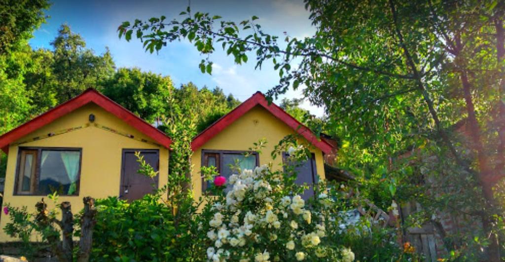 Xra Cottage Joshīmath Eksteriør billede